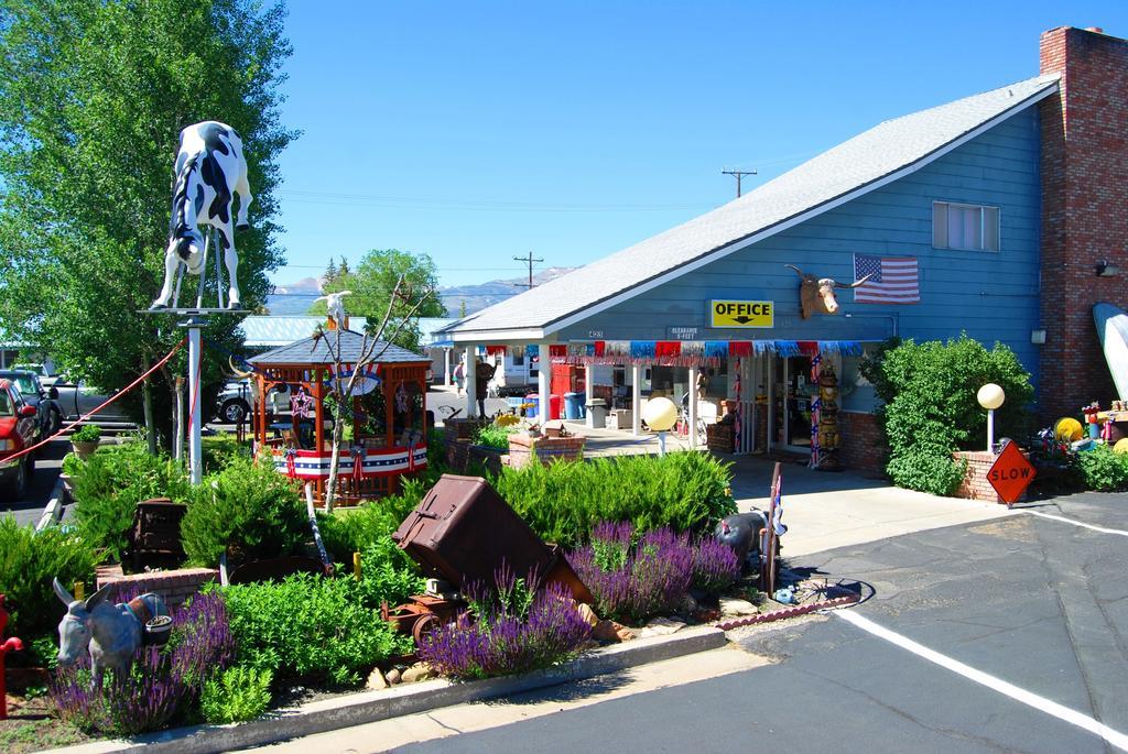 Redwood Motel Bridgeport Exterior photo